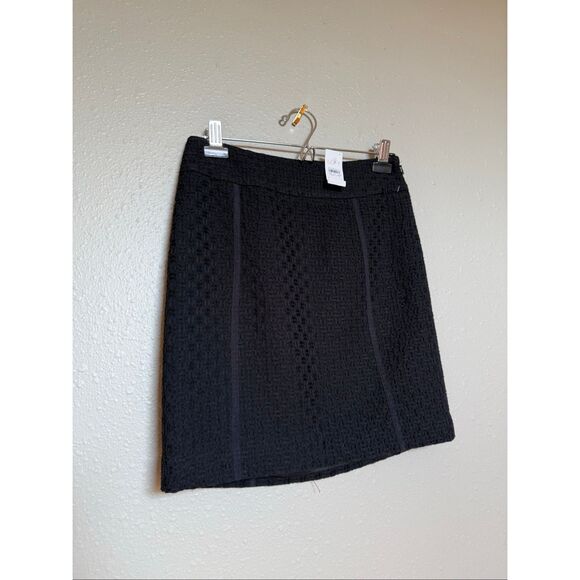 NWT LOFT Black Wool Blend Textured Mini Skirt – Lined, Classic A-Line SZ 0 - Picture 2 of 9